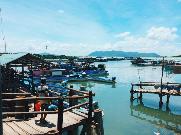 Một góc thanh bình trong làng bè.